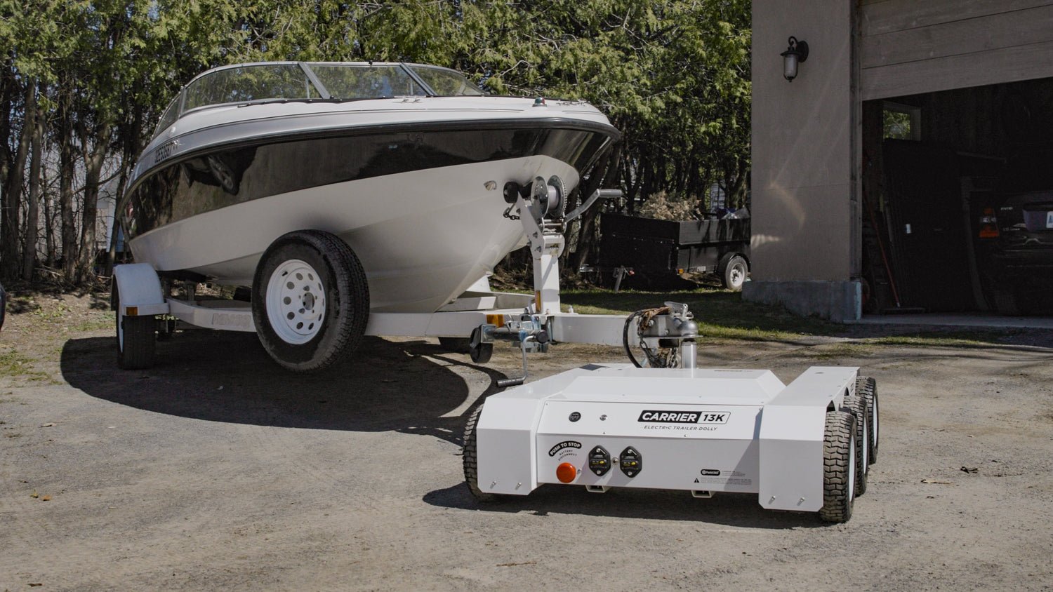 The Heavy Lift: 3 Common Challenges of Maneuvering Heavy Boat Trailers